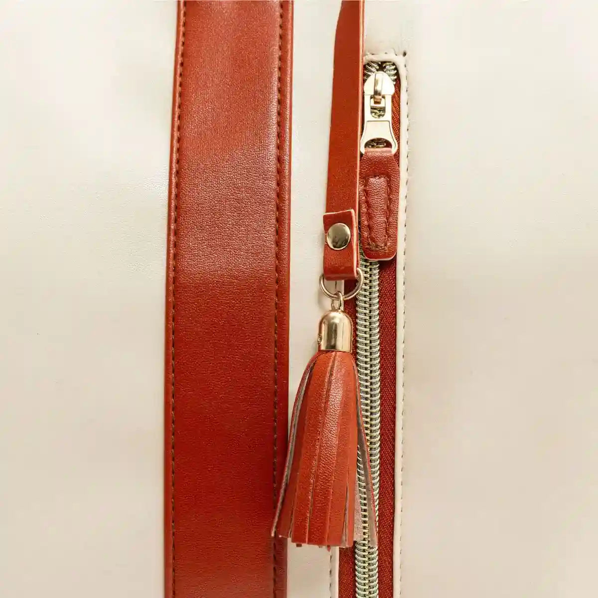 EasyCarry™ Velmi prostorná cestovní taška bez pomačkání